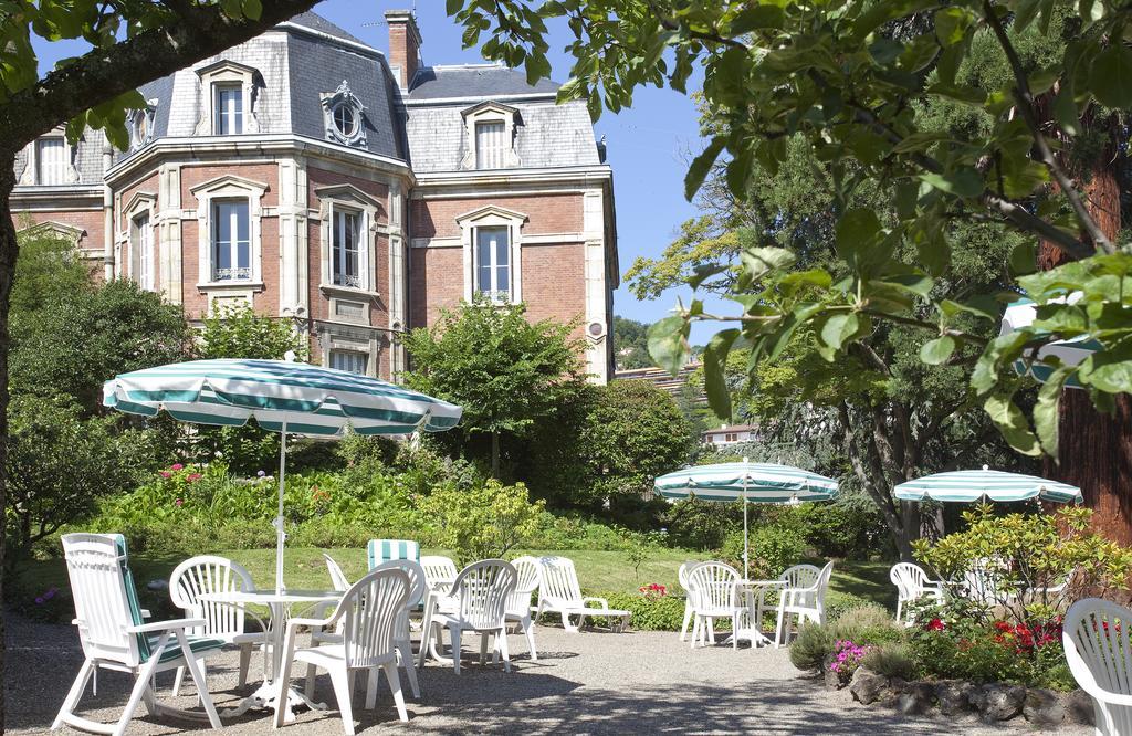 Logis Hotel Royal Saint-Mart Royat Eksteriør billede